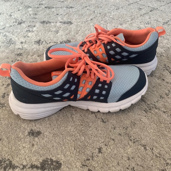 Reebok Running Shoes - Picture 3 of 4